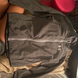 UNDER ARMOUR ZIP UP